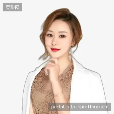 秦怡